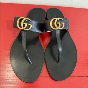 Gucci GG Marmont thong sandals sz 39/9
